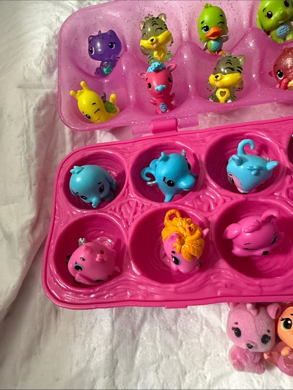 Hatchimals Pink Surprise Egg Playset with Mini Animal Figures bundle